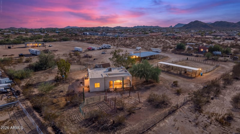 1418 W Virgil Dr, San Tan Valley, AZ 85144