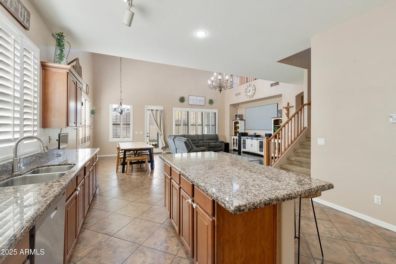 1419 Homestead Ct, Chandler, AZ 85286