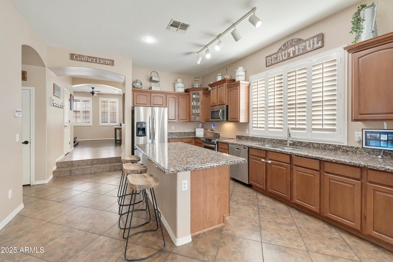 1419 Homestead Ct, Chandler, AZ 85286