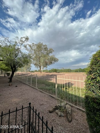 1419 Oak St, Tempe, AZ 85288