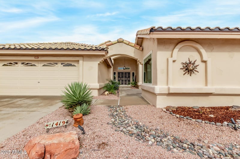 14194 Mountain Laurel Trl, Surprise, AZ 85374
