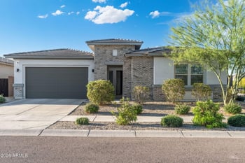 14195 Gray Fox Trl, Surprise, AZ 85387