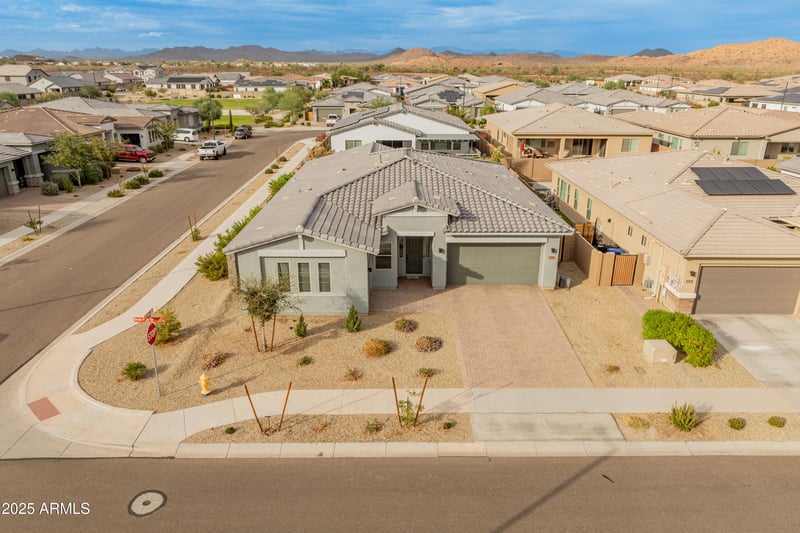 14196 Gray Fox Trl, Surprise, AZ 85387