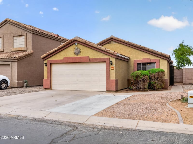 142 110th St, Mesa, AZ 85208