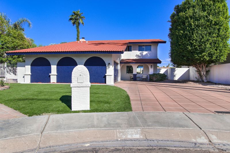 1420 E Commodore Pl, Tempe, AZ 85283