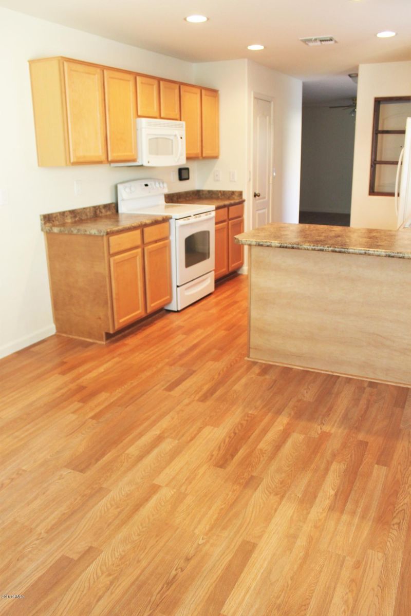1420 E Leslie Ave, San Tan Valley, AZ 85140
