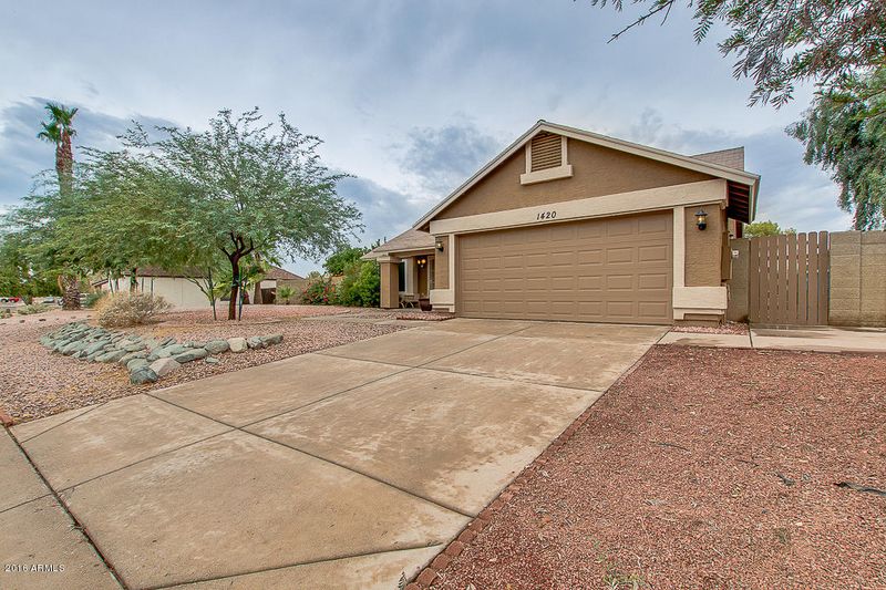 1420 E Utopia Rd, Phoenix, AZ 85024