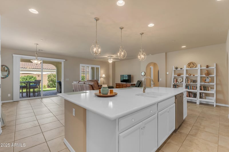 14200 Village Pw #2128, Litchfield Park, AZ 85340