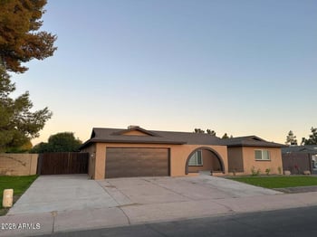 14201 N 55th Dr, Glendale, AZ 85306