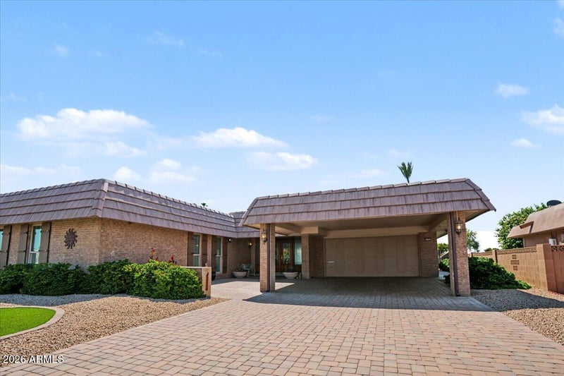 14201 Cameo Dr, Sun City, AZ 85351