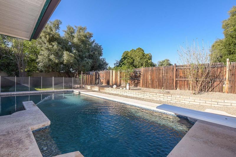 14202 N 39th Ave, Phoenix, AZ 85053