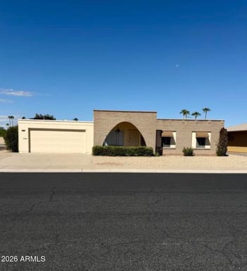 14202 N Lakeforest Dr, Sun City, AZ 85351