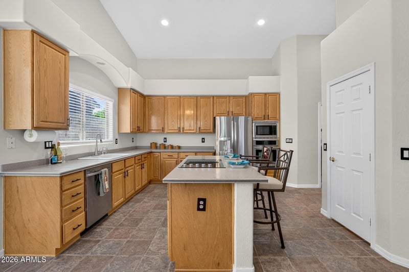 14206 S 12th Pl, Phoenix, AZ 85048