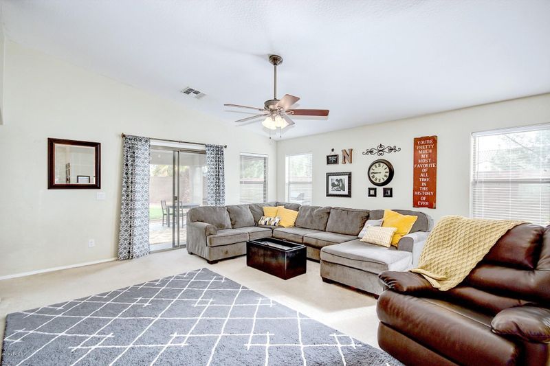 14206 W Aster Dr, Surprise, AZ 85379