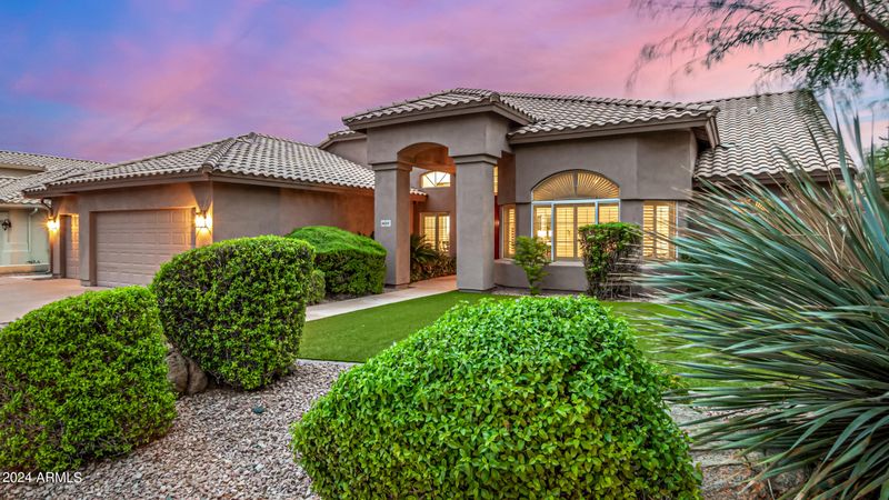 14207 S 32nd Pl, Phoenix, AZ 85044
