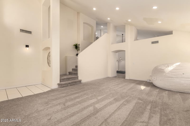 1421 Charleston Ave, Phoenix, AZ 85022