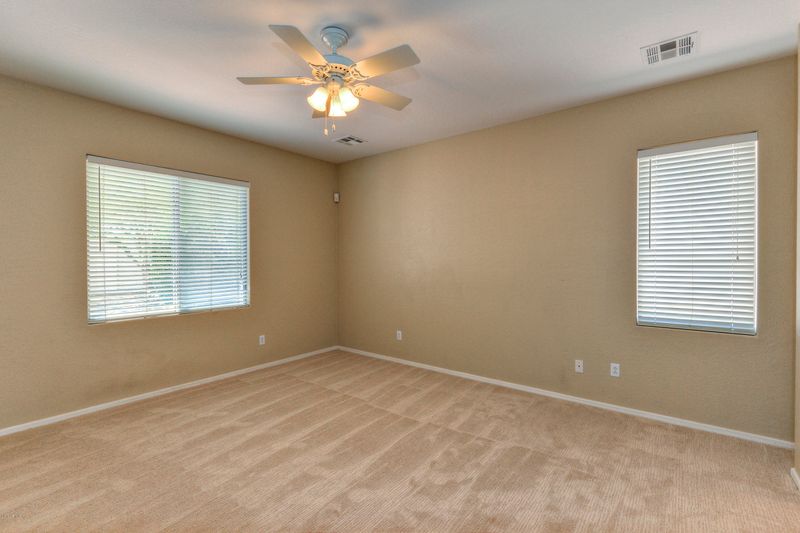 1421 E Azalea Dr, Gilbert, AZ 85298