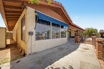 1421 Whalers Way, Tempe, AZ 85283