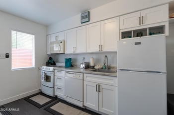 1421 Roosevelt St, Phoenix, AZ 85006