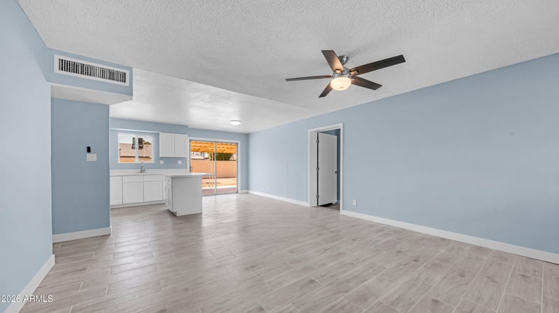 1421 W 7th St, Tempe, AZ 85281