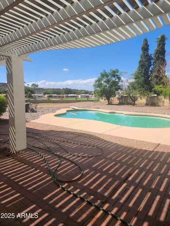 14210 Canterbury Dr, Phoenix, AZ 85023