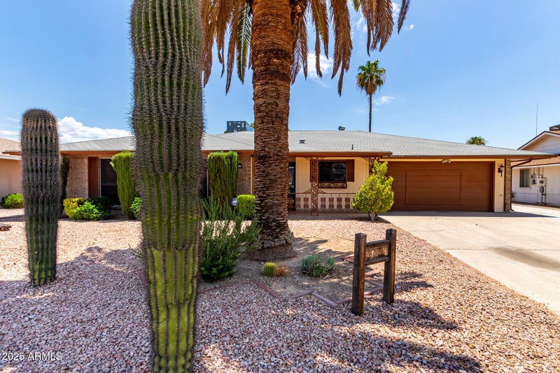 14211 103rd Ave, Sun City, AZ 85351