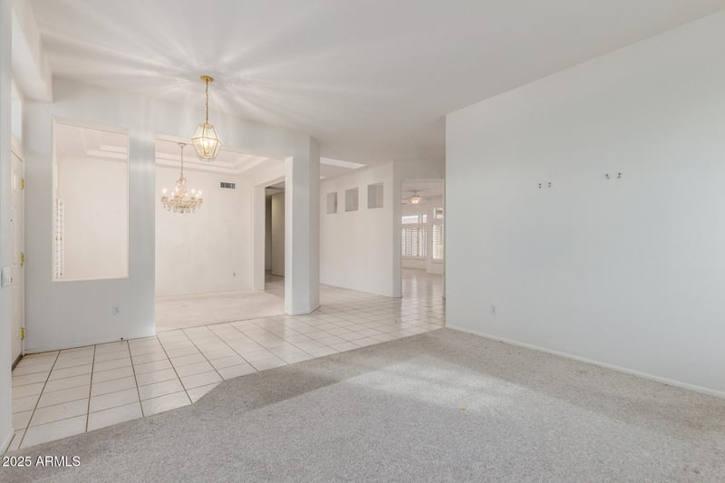 14211 Horizon Dr, Sun City West, AZ 85375