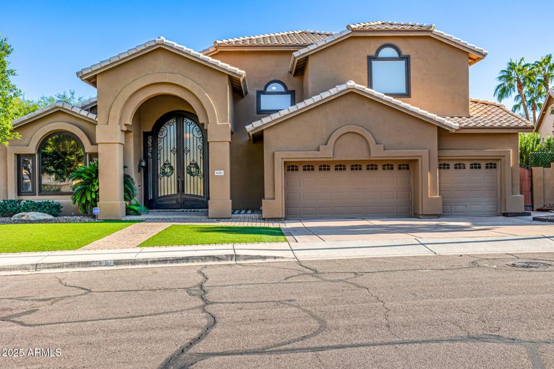 14213 S 32nd Pl, Phoenix, AZ 85044