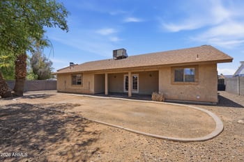 14215 39th Dr, Phoenix, AZ 85053
