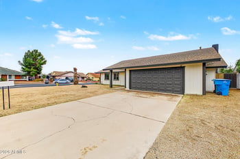 14216 N 39th Dr, Phoenix, AZ 85053