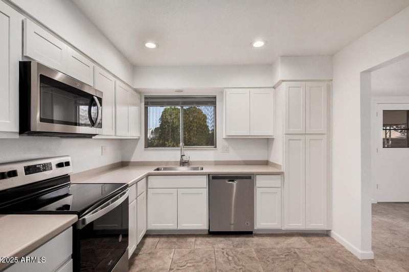 14217 Bolivar Dr, Sun City, AZ 85351