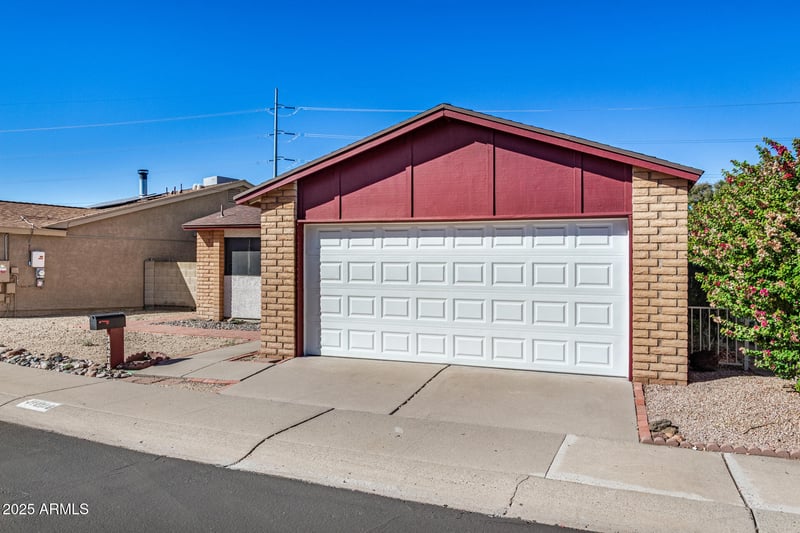 14218 26th Dr, Phoenix, AZ 85023