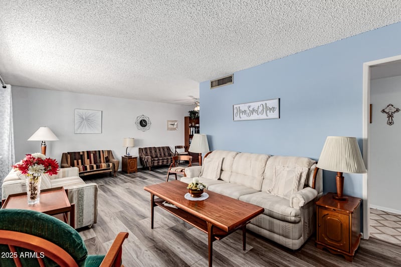 14218 Mcphee Dr, Sun City, AZ 85351