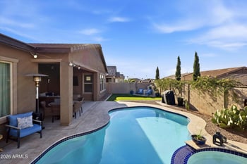 1422 Milada Dr, Phoenix, AZ 85042