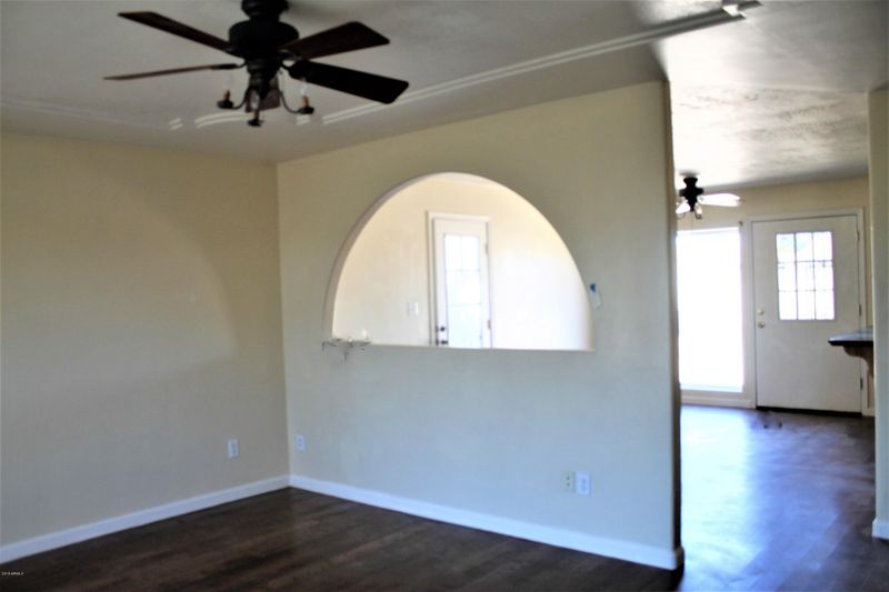 1422 W Sack Dr, Phoenix, AZ 85027