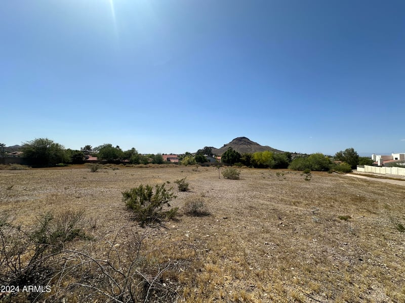 14220 Cave Creek Rd, Phoenix, AZ 85022