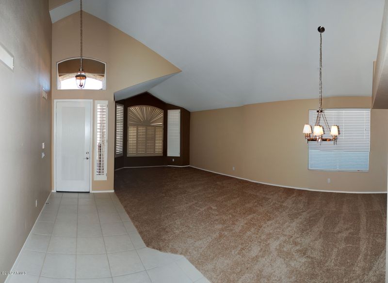 14221 S 8th St, Phoenix, AZ 85048
