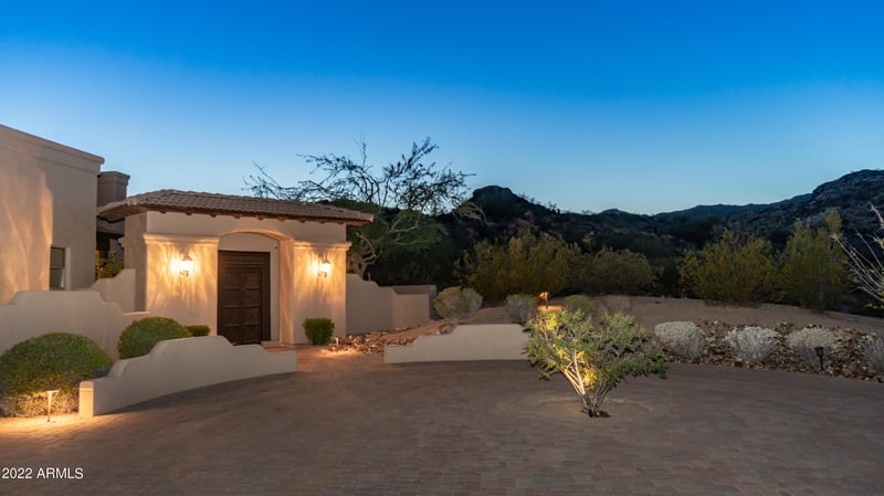 14222 S Canyon Dr, Phoenix, AZ 85048