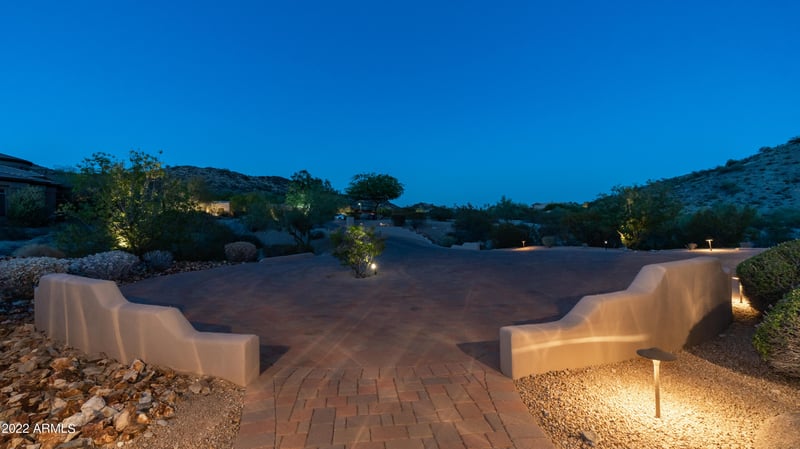 14222 S Canyon Dr, Phoenix, AZ 85048