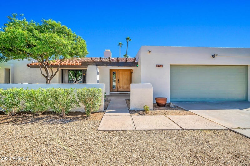 14223 43rd Way, Phoenix, AZ 85032