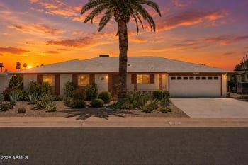 14225 Mcphee Dr, Sun City, AZ 85351