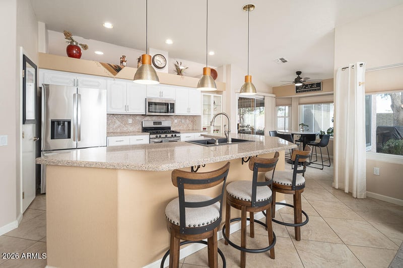 14227 W Circle Ridge Dr, Sun City West, AZ 85375
