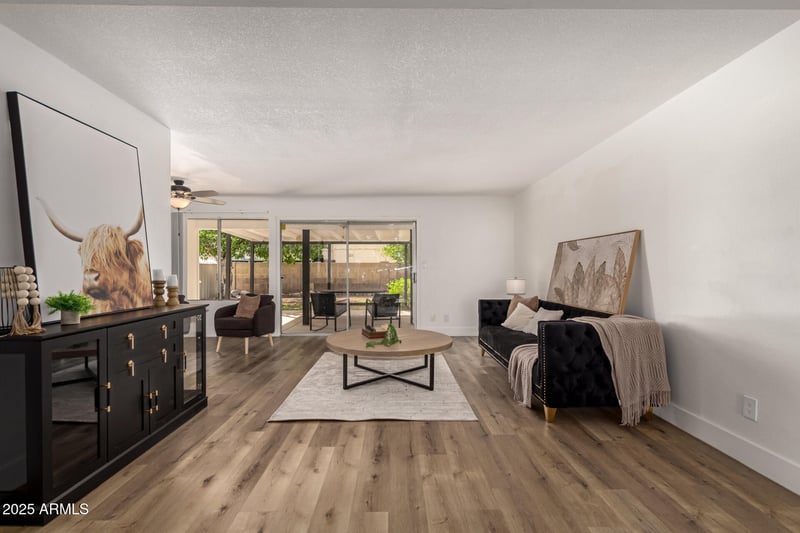 14228 39th Dr, Phoenix, AZ 85053