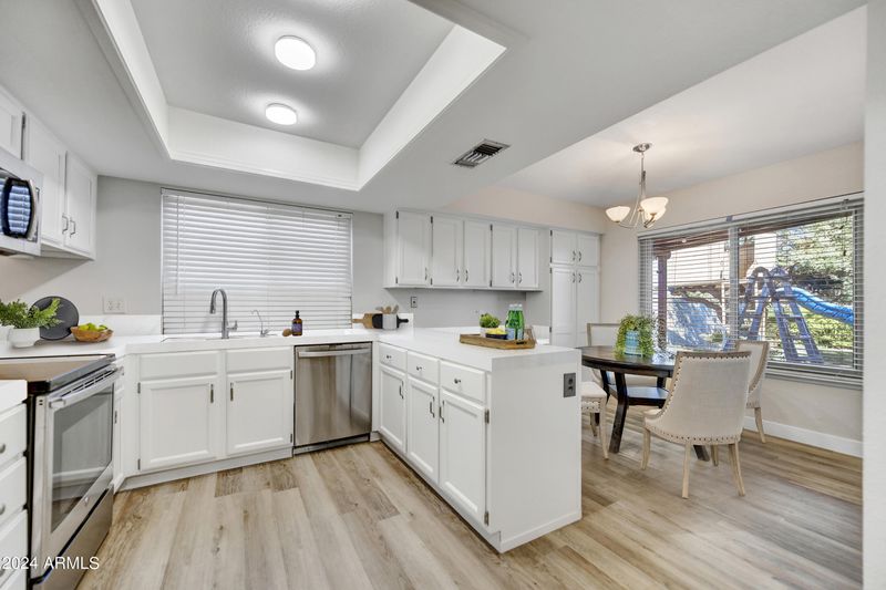 14228 N 21st St, Phoenix, AZ 85022