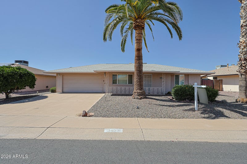 14228 Mcphee Dr, Sun City, AZ 85351