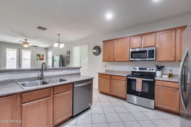 14229 Calavar Rd, Surprise, AZ 85379
