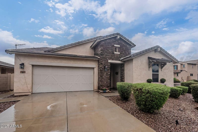 1423 Canary Dr, Gilbert, AZ 85297