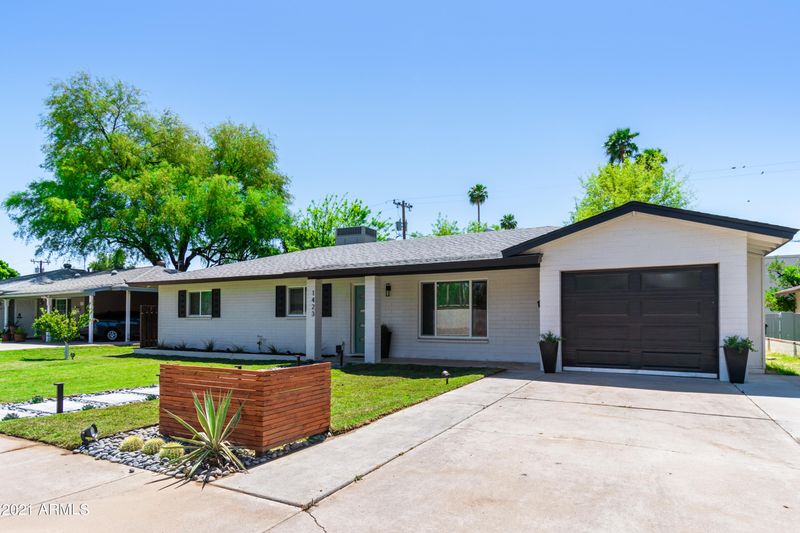1423 E Berridge Ln, Phoenix, AZ 85014