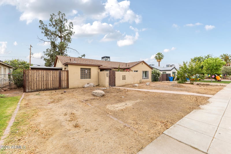 1423 E Coronado Rd, Phoenix, AZ 85006