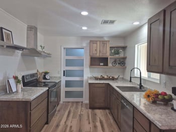 14233 60th Ave, Glendale, AZ 85306